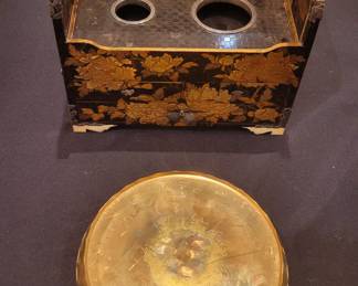 Detail box and brass stand for vase