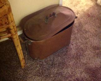 Large copper pot with lid..