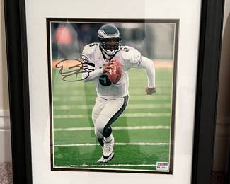 72. Donovan McNabb signed w/ Cert.