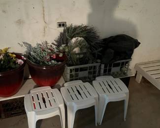 plastic table and chairs