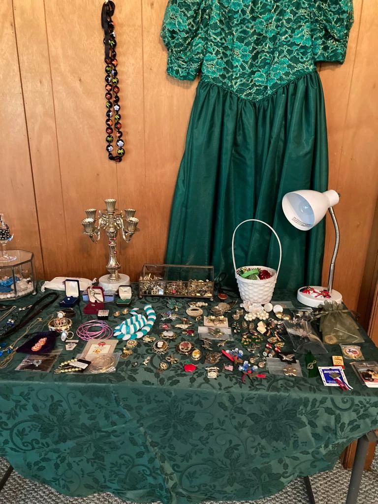 Estate Sale in Houston, TX starts on 11/17/2023