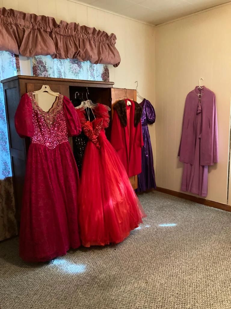 Estate Sale in Houston, TX starts on 11/17/2023