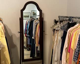 Looking glass mirror