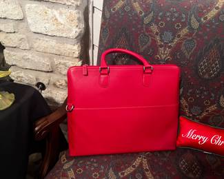 Unused Levenger laptop briefcase with dustbag