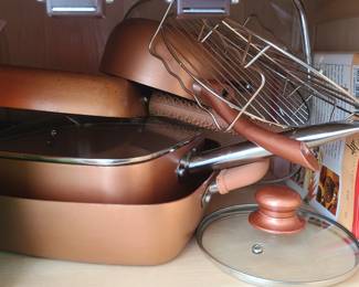 Copper cooking pans
