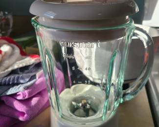 Cuisinart glass blender 