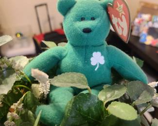 Mini green beanie baby