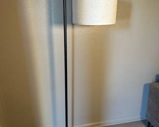 Chordless floorlamp $100