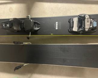 Rossignol Soul 7 HD Skis w/Squire Bindings - $500, 172