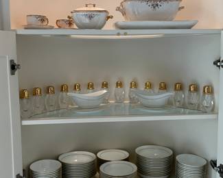 White Lace
by OXFORD (DIV OF LENOX)
