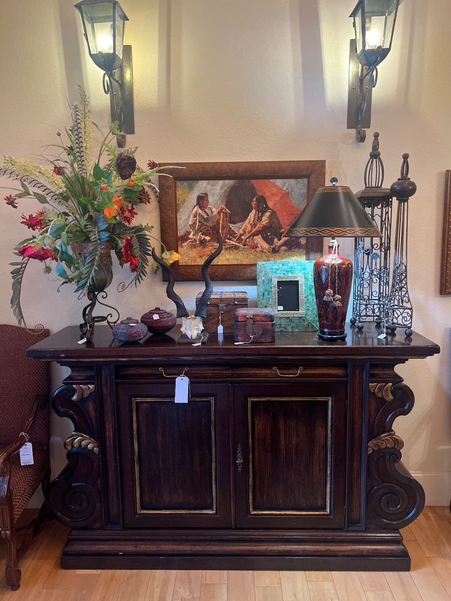 Peach Tree Estate Sale in beautiful North... starts on 11/30/2023