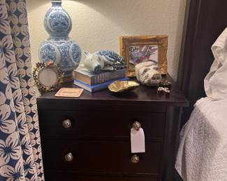 Pair of Ralph Lauren lamps, tons of cute accessories