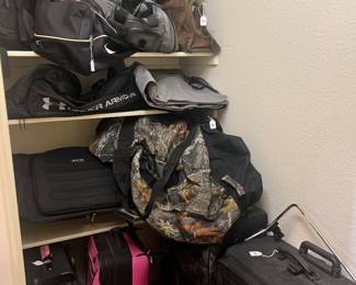 Luggage closet