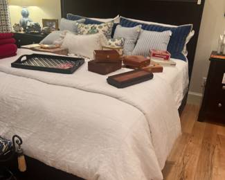 Cigar box collection, beautiful king sized bedding