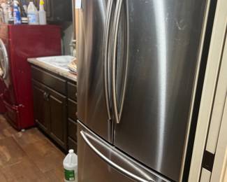 Samsung refrigerator 