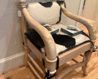 Lots of cute accent chairs, love this one. 