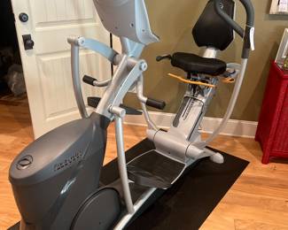 Octane Fitness xR6xi