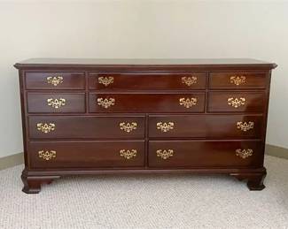 Ethan Allen Georgian Court Dresser 