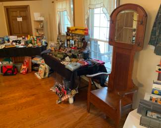 Antique Hall table mirror