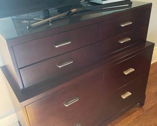 Modern dresser