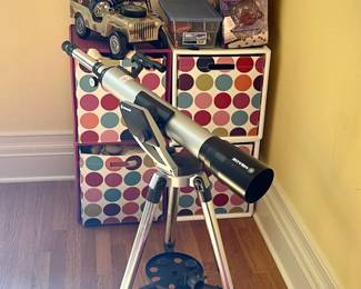 Telescope, canvas cubes