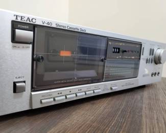 TEAC V40 Stero Casette Deck