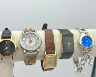 (5) Time Pieces Feat. Seiko & Geneva
Geneva has a broken band as seen in photos