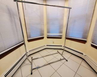 Adjustable FreeStanding Clothing Rack