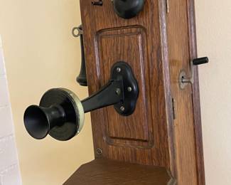 Antique telephone 