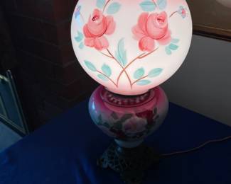 Reverse painted oil lamp 