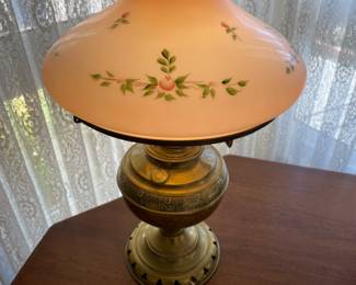 Reverse painted oil lamp 