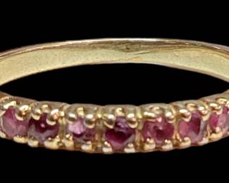 18K Gold and Pink Sapphire Ring 