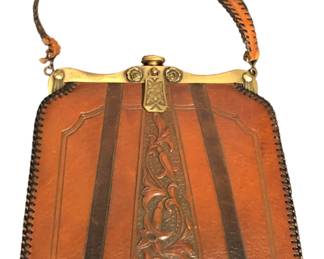 1918 ARTS & CRAFTS ERA HAND TOOLED LEATHER PURSE
