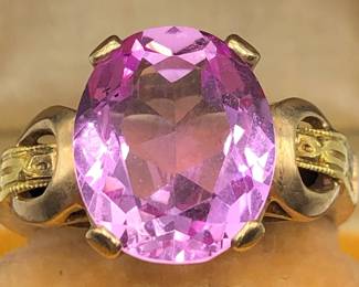 10k Pink Topaz Ring 