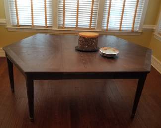 Stanley Furniture dining table detail