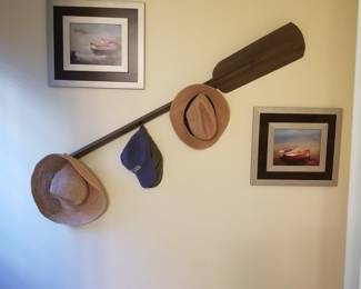 Artwork & nautical decor