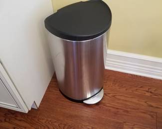 Simple Human trash can