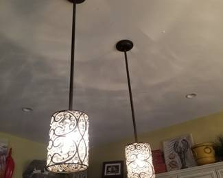 Pendant light fixtures