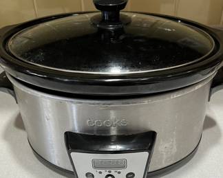 Assorted small kitchen appliances