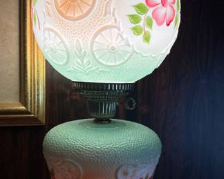 Vintage "Gone With the Wind" style painted glass lamp