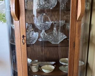 Maple clawfoot curio