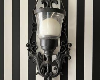 Wall light sconce