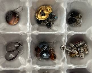 Assorted earrings