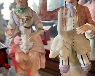 Norleans figurines