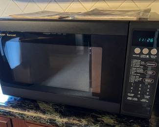 Sharp counter top microwave