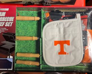 UT BBQ utensils (new in box)