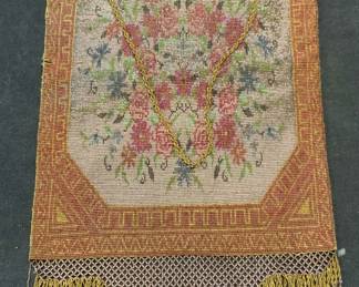 Vintage Beaded Mesh Floral Handbag
