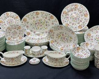 Minton Haddon Hall China Dinnerware Set 133
