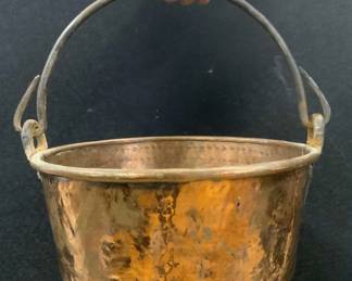 Vintage Oversized Hammered Copper Pot W/ Handle
