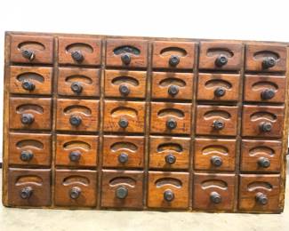 Vntg Wooden Apothecary Chest Cabinet 30 Drawer 2ft
